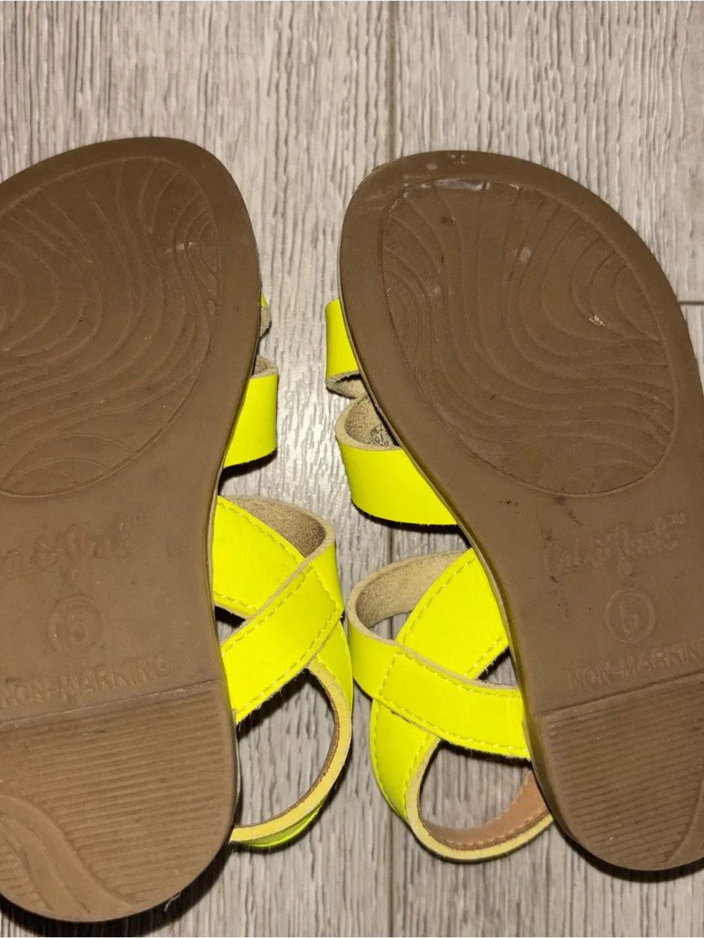 Yellow Criss Cross Sandals Girls Size 5 Toddler Shoes Cat & Jack